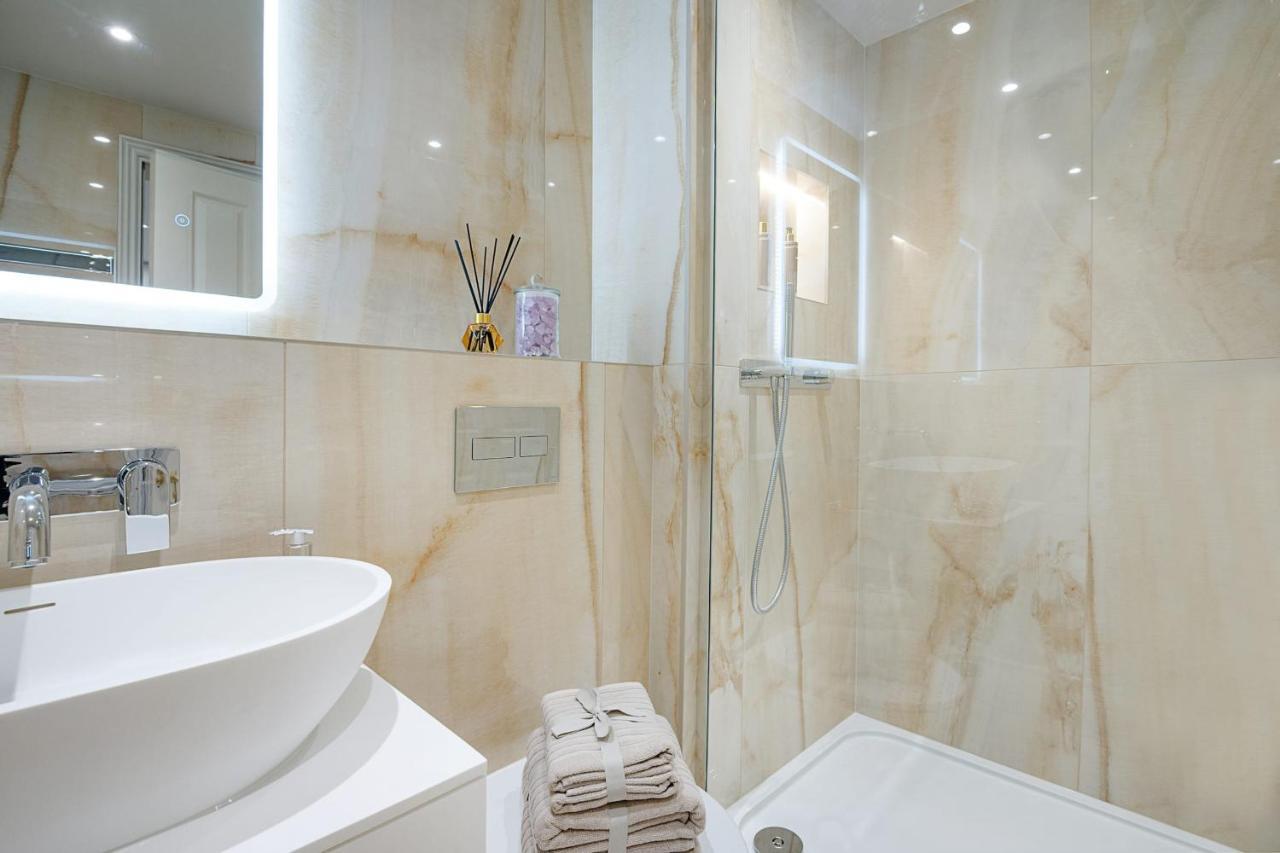 Marble Arch Suite 5-Hosted By Sweetstay ลอนดอน ภายนอก รูปภาพ